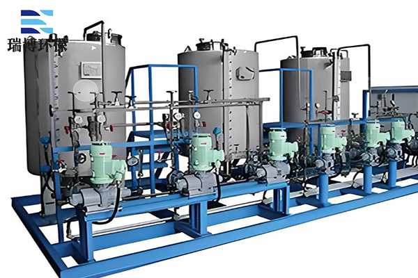 ���B͸��ˎ�b�õđ�(y��ng)�÷�����(y��u)�ݽ���, ��s��,��ˮ�x�ӽ��Q��֬�^�V��,����|(zh��)�^�V��,�\��ɰ�^�V��,�w�S���^�V��