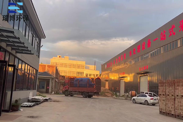 �촬�I(y��)�؂�:�w�S���^�V����ˮ̎����Q����,�����w�S�^�V��,�w�S���^�V���O��,�^�V���r��